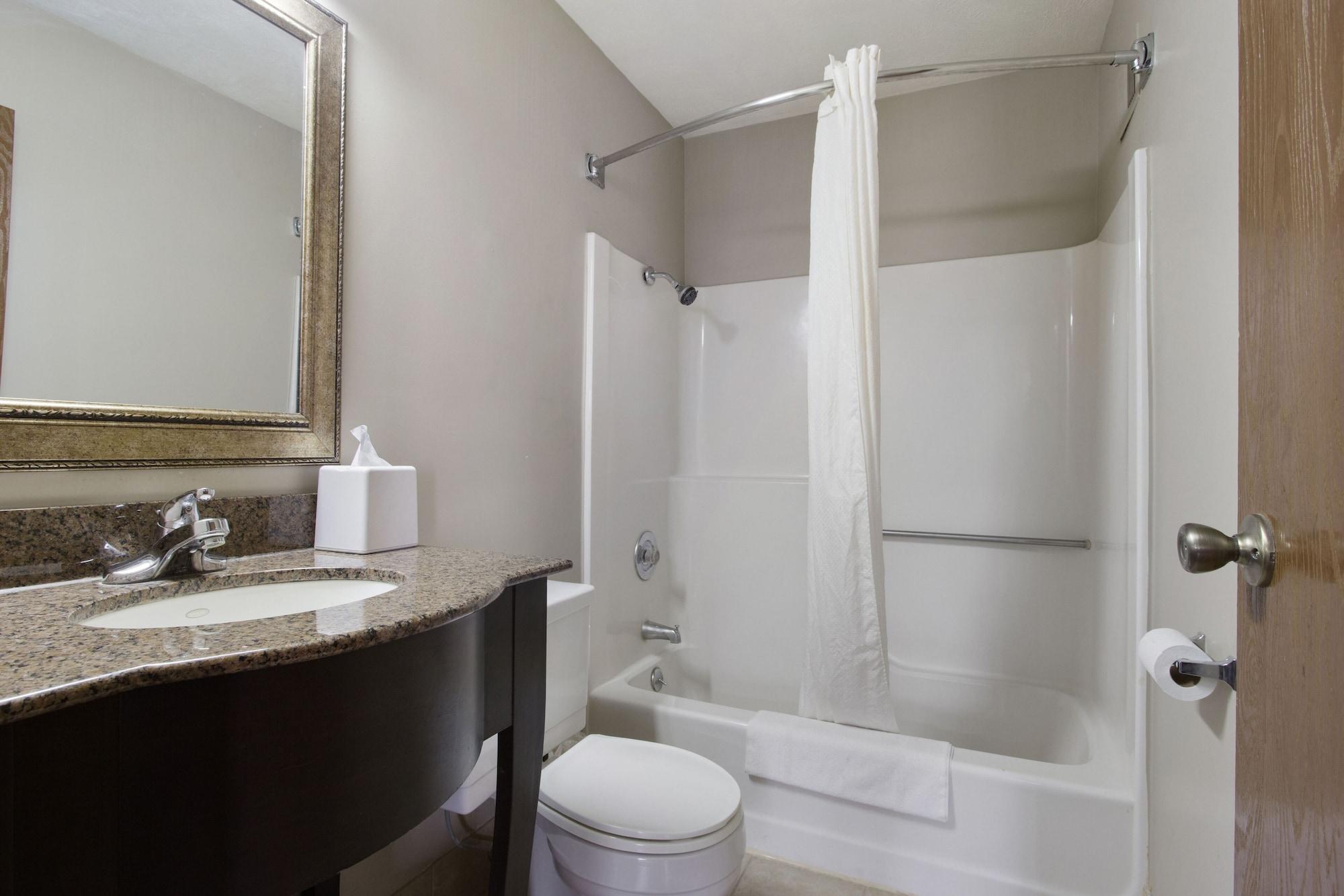 Red Lion Inn & Suites Olathe Kansas City Eksteriør bilde