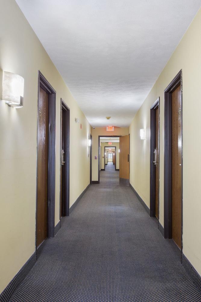 Red Lion Inn & Suites Olathe Kansas City Eksteriør bilde