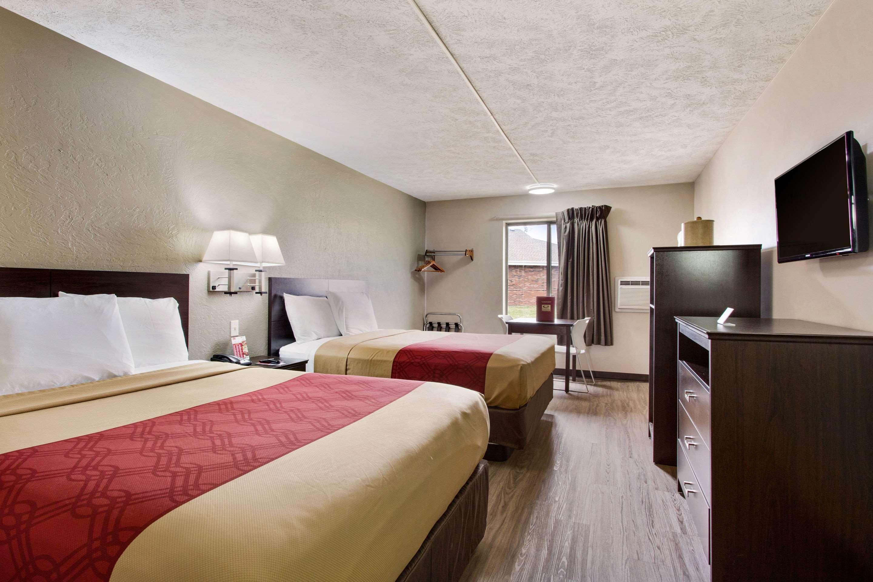 Red Lion Inn & Suites Olathe Kansas City Eksteriør bilde