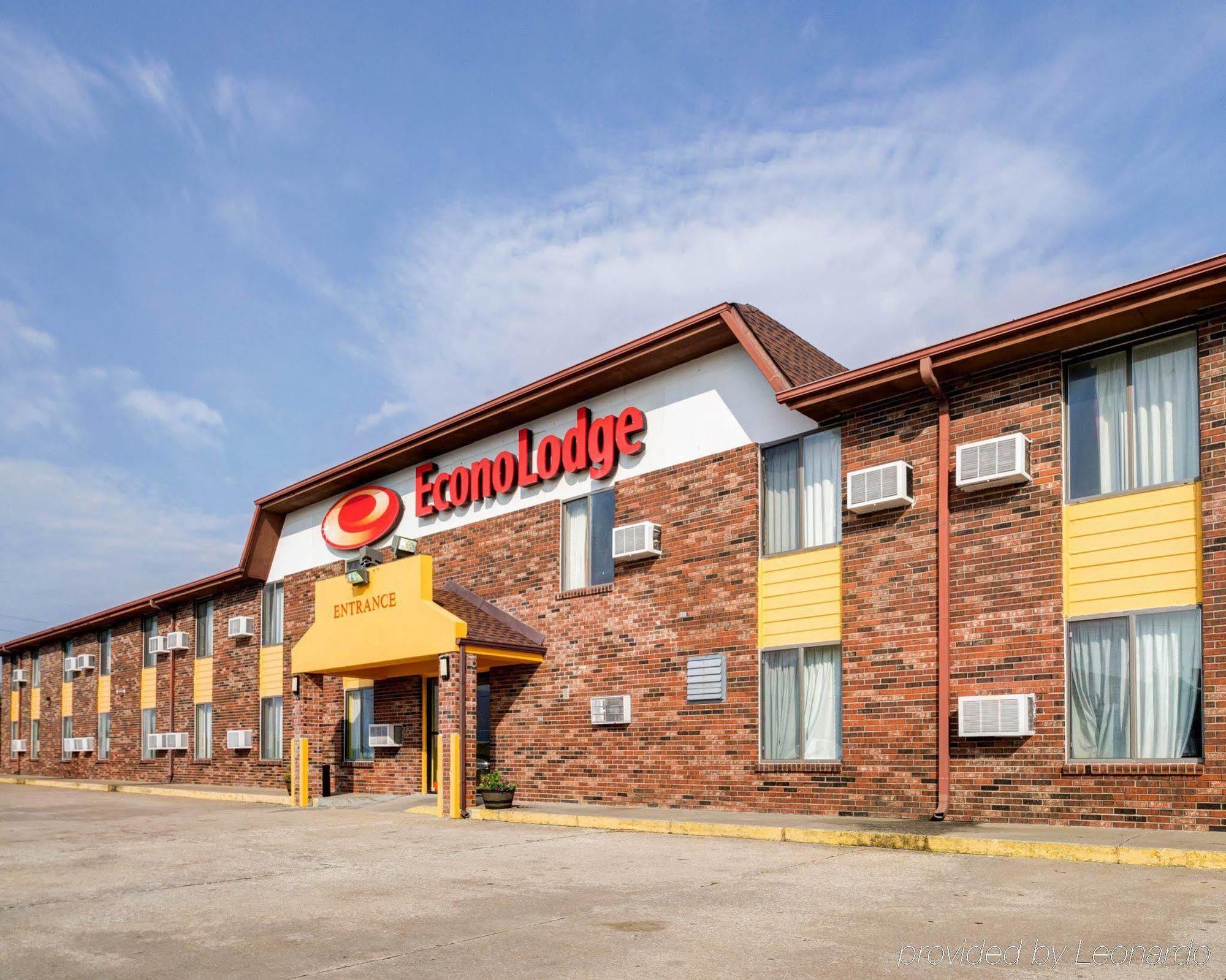 Red Lion Inn & Suites Olathe Kansas City Eksteriør bilde
